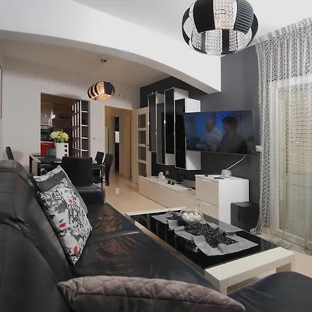 Ferienhaus Lavanda Residence With Heated Pool Trogir Split *