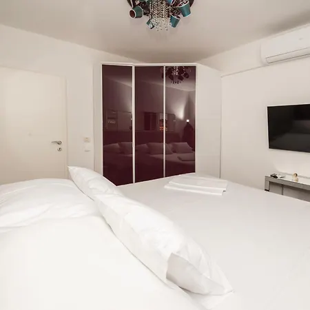 Vikendica Lavanda Residence With Heated Pool Trogir Split *