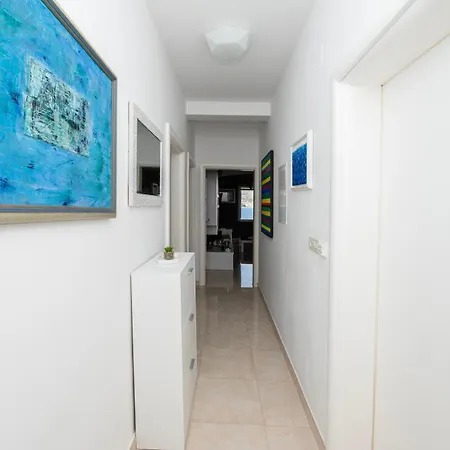 Lavanda Residence With Heated Pool Trogir Split * Donji Okrug (Ciovo)