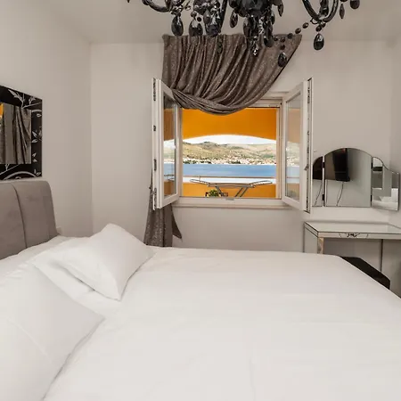 Tatil Evi Lavanda With Heated Pool Trogir Split *