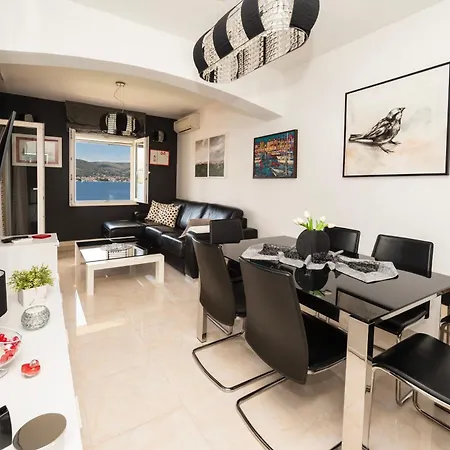 Tatil Evi Lavanda With Heated Pool Trogir Split Donji Okrug (Ciovo)