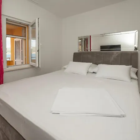 Lavanda Residence With Heated Pool Trogir Split