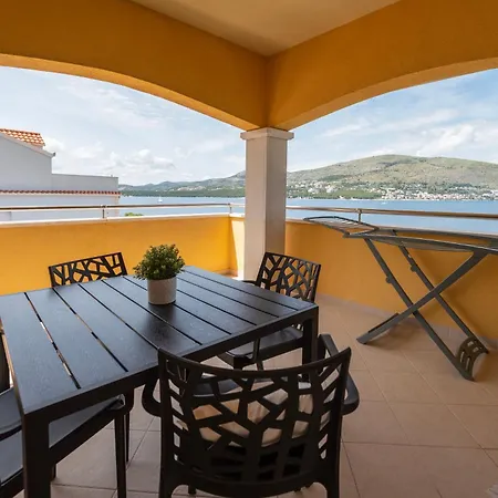 Holiday home Lavanda Residence With Heated Pool Trogir Split