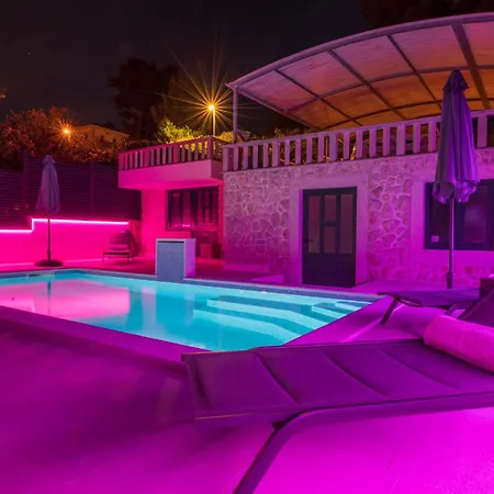 Lavanda With Heated Pool Trogir Split Tatil Evi *